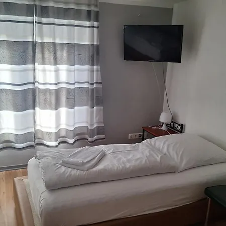 بيت ضيافة Alis اوغسبورغ