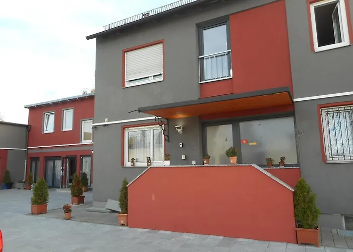 בית הארחה Alis 3*