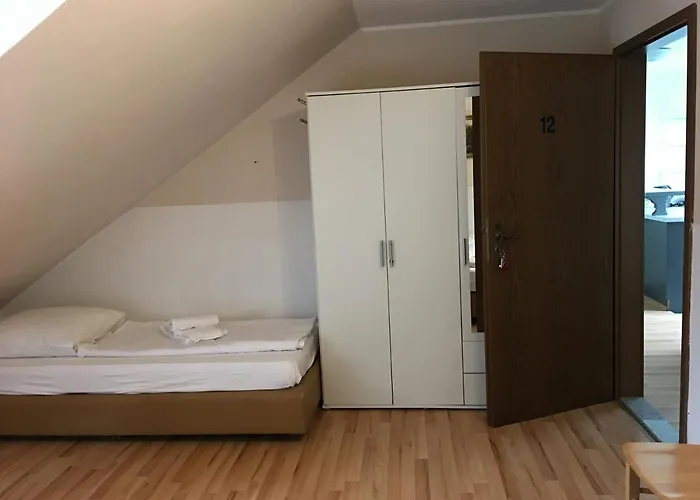 Alis אוגסבורג