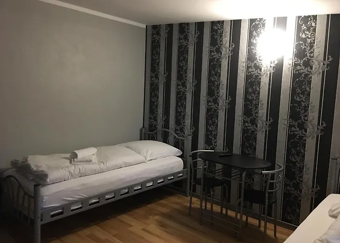 Alis בית הארחה 3*