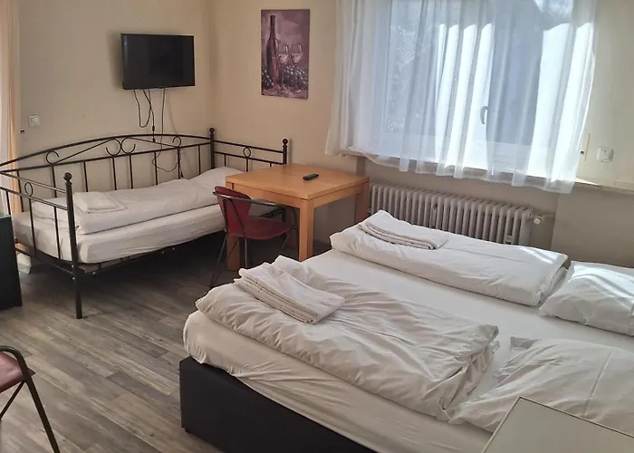 Alis בית הארחה 3*